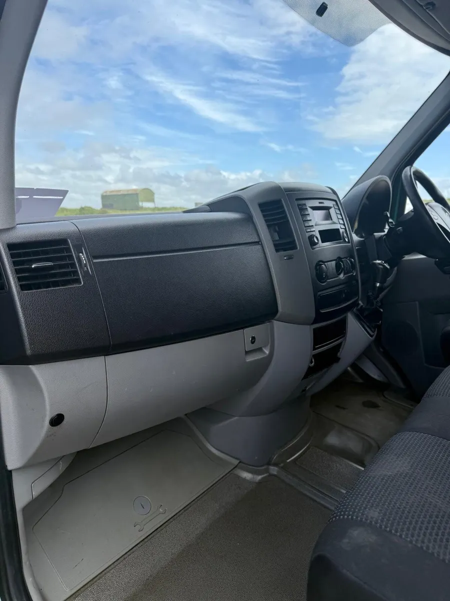 Mercedes-Benz Sprinter 2018 314 CDIRecovery truck - Image 4