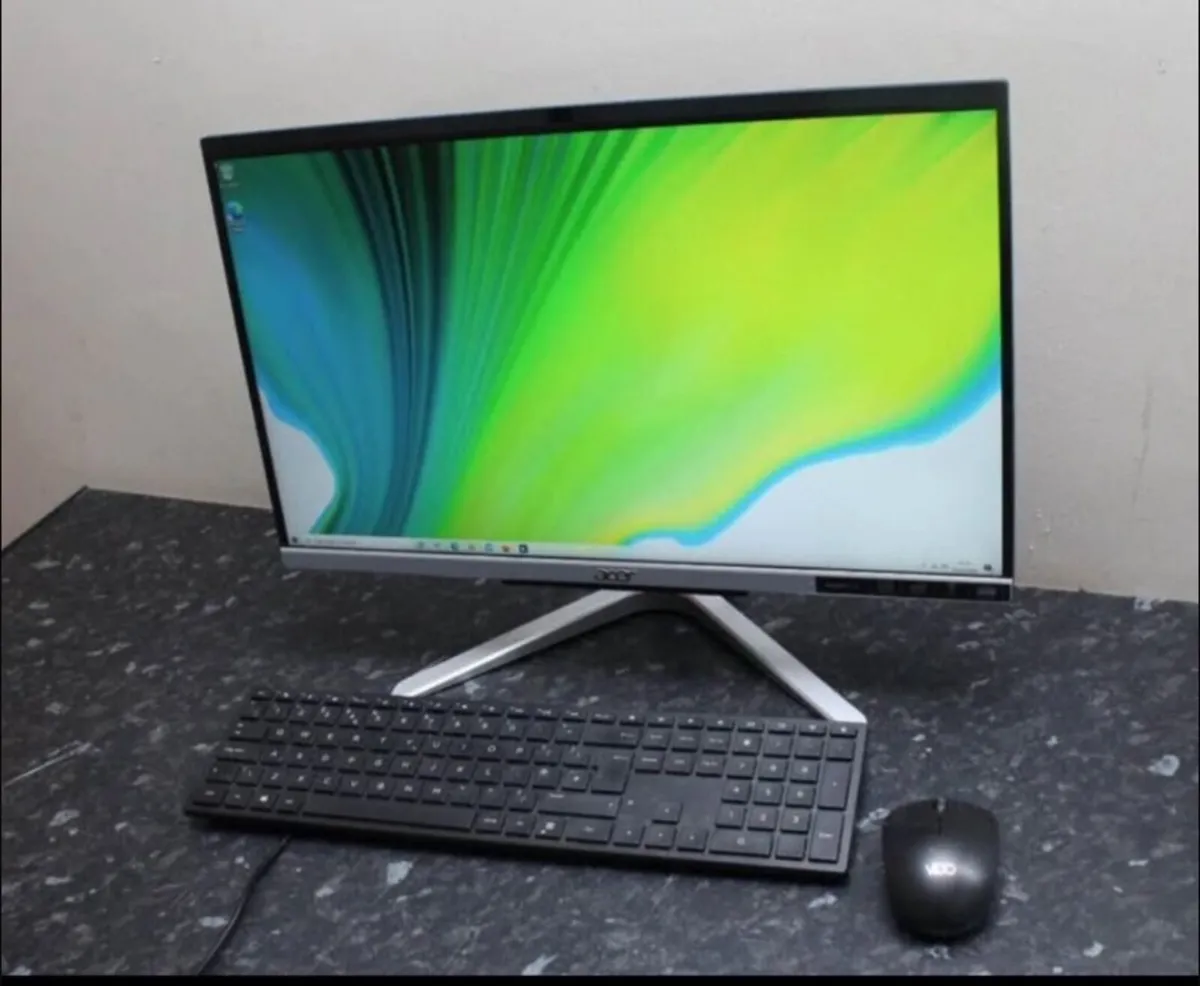 Acer PC all in one with built in camera