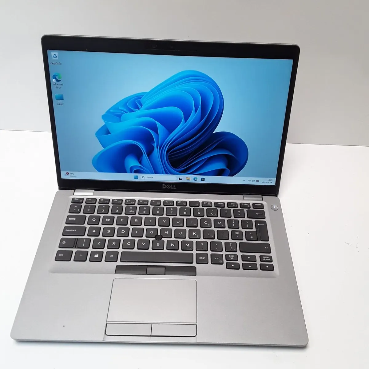 Dell Latitude 5410 | Intel Core i5-10210U | 16GB - Image 1