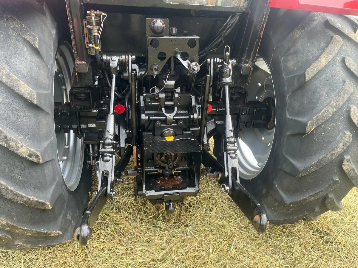 Case IH 4230 & quicke loader - Image 4
