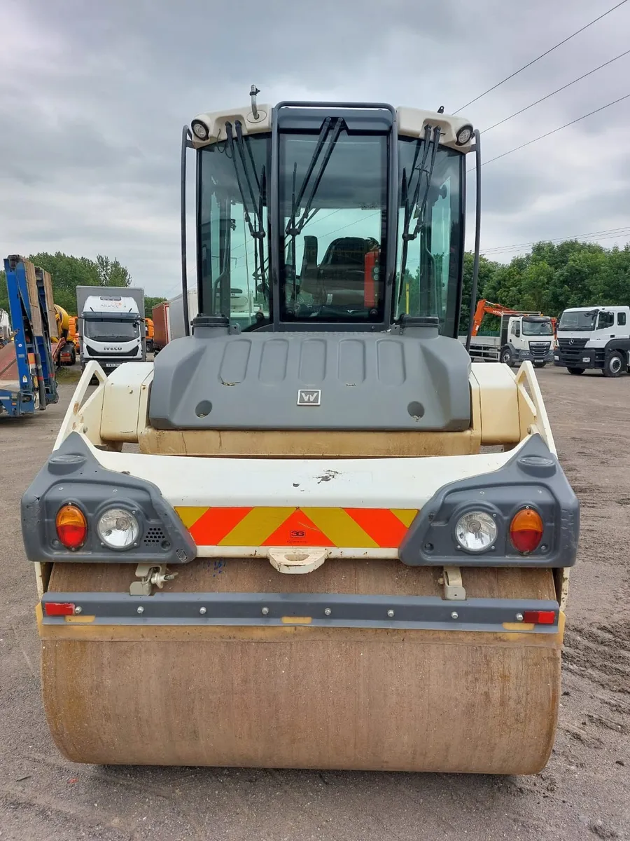 2022 HAMM HD+80i VV Double Drum Vibrating Roller - Image 4