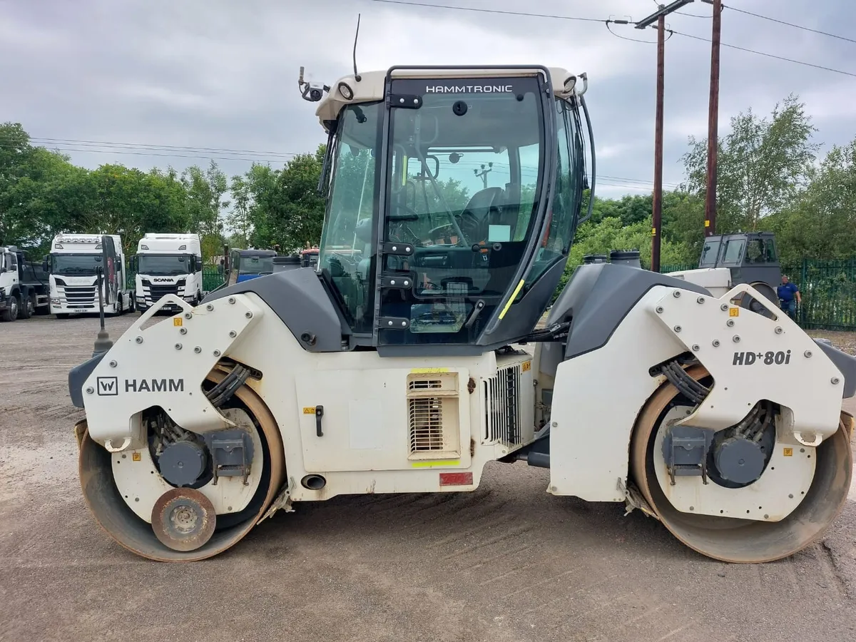 2022 HAMM HD+80i VV Double Drum Vibrating Roller - Image 1