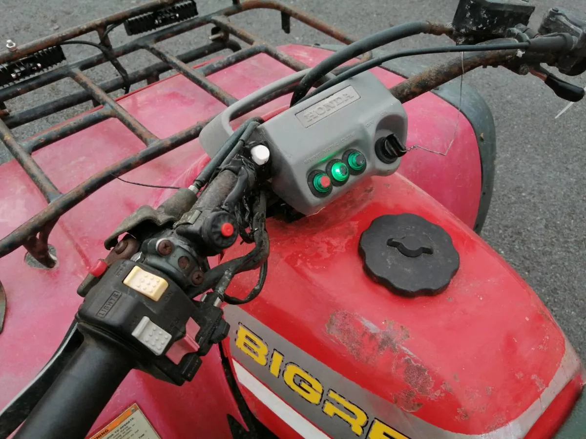 Honda Big Red Quad 4x4 - Image 2
