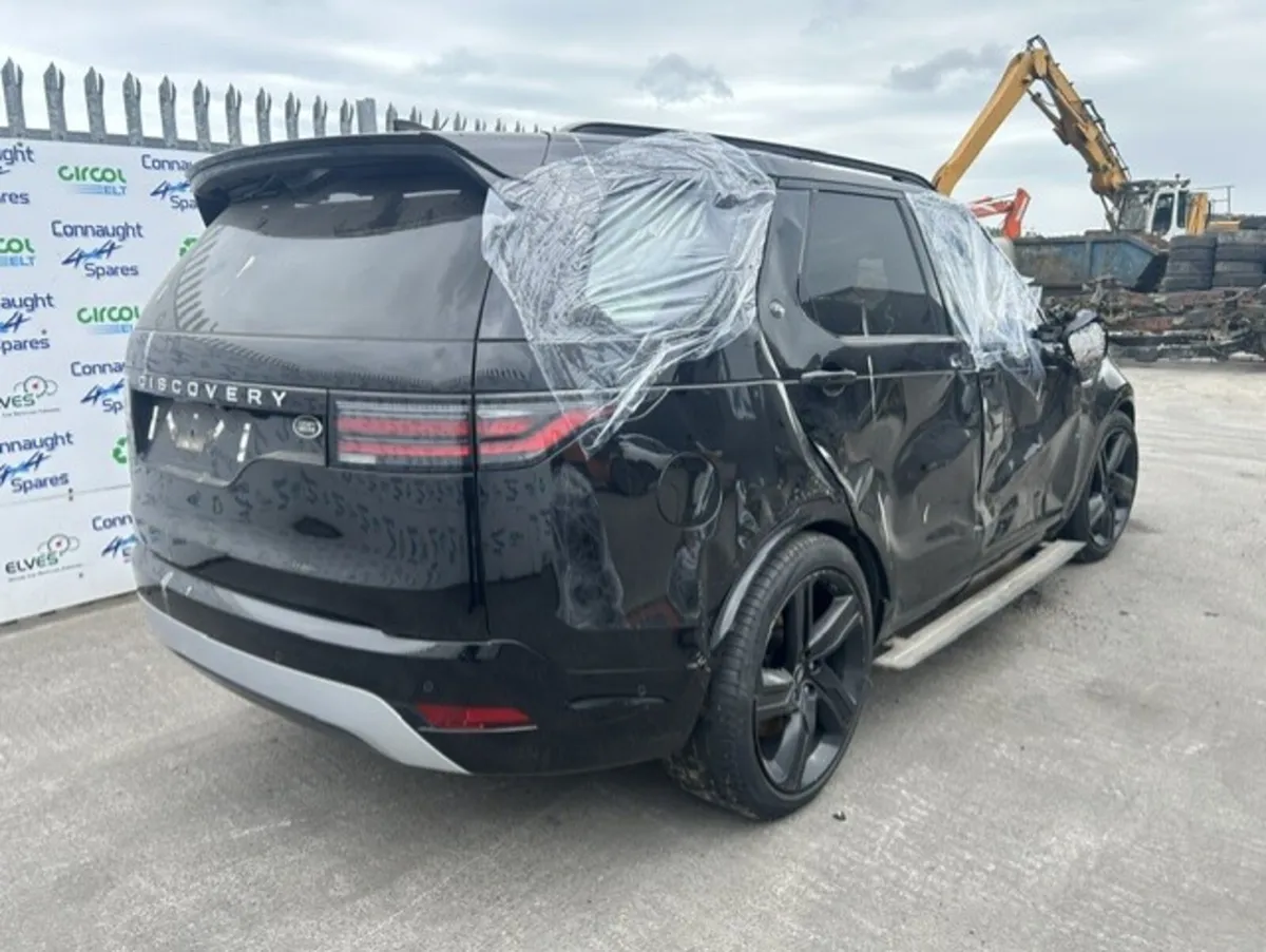2023 DISCOVERY 5 3.0D JUST IN FOR BREAKING - Image 4