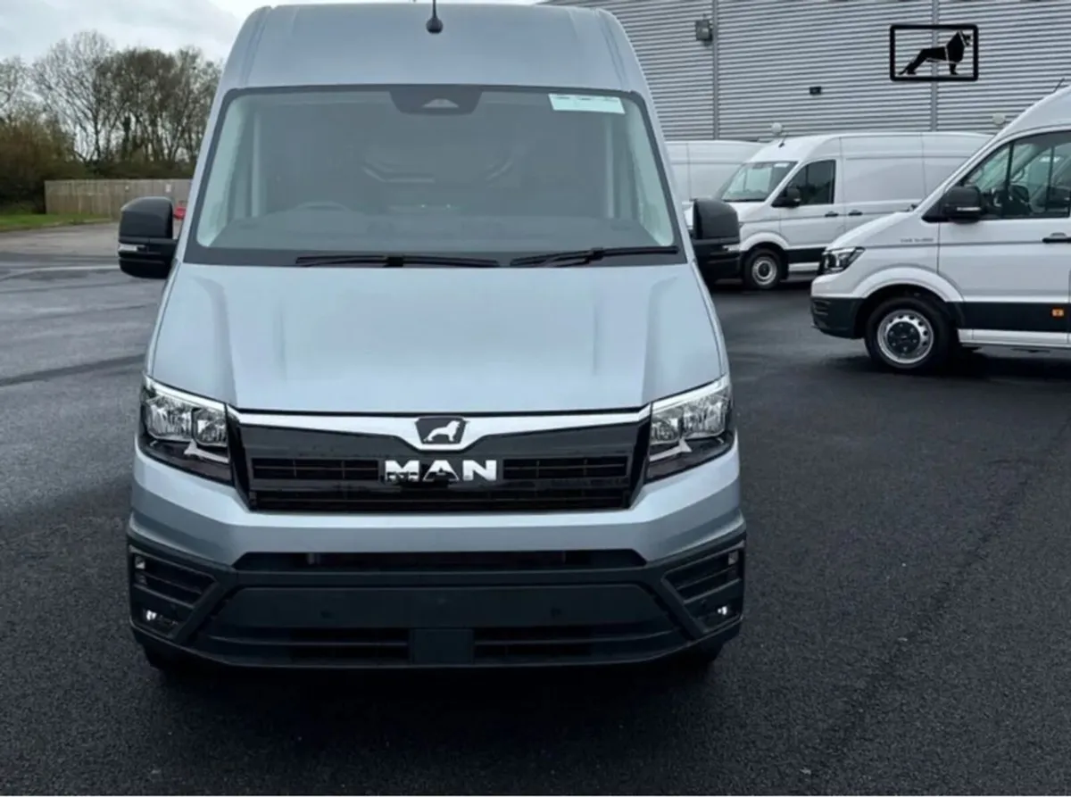 Man TGE Panel Van - Image 3