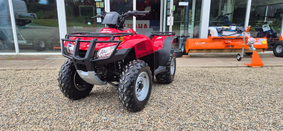 AS NEW 2011 HONDA TRX 250TM  ONLY 300 HOURS!!!!!! - Image 3