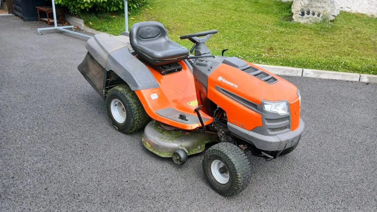 Husqvarna Tc138 Ride-on Lawnmower - Image 1