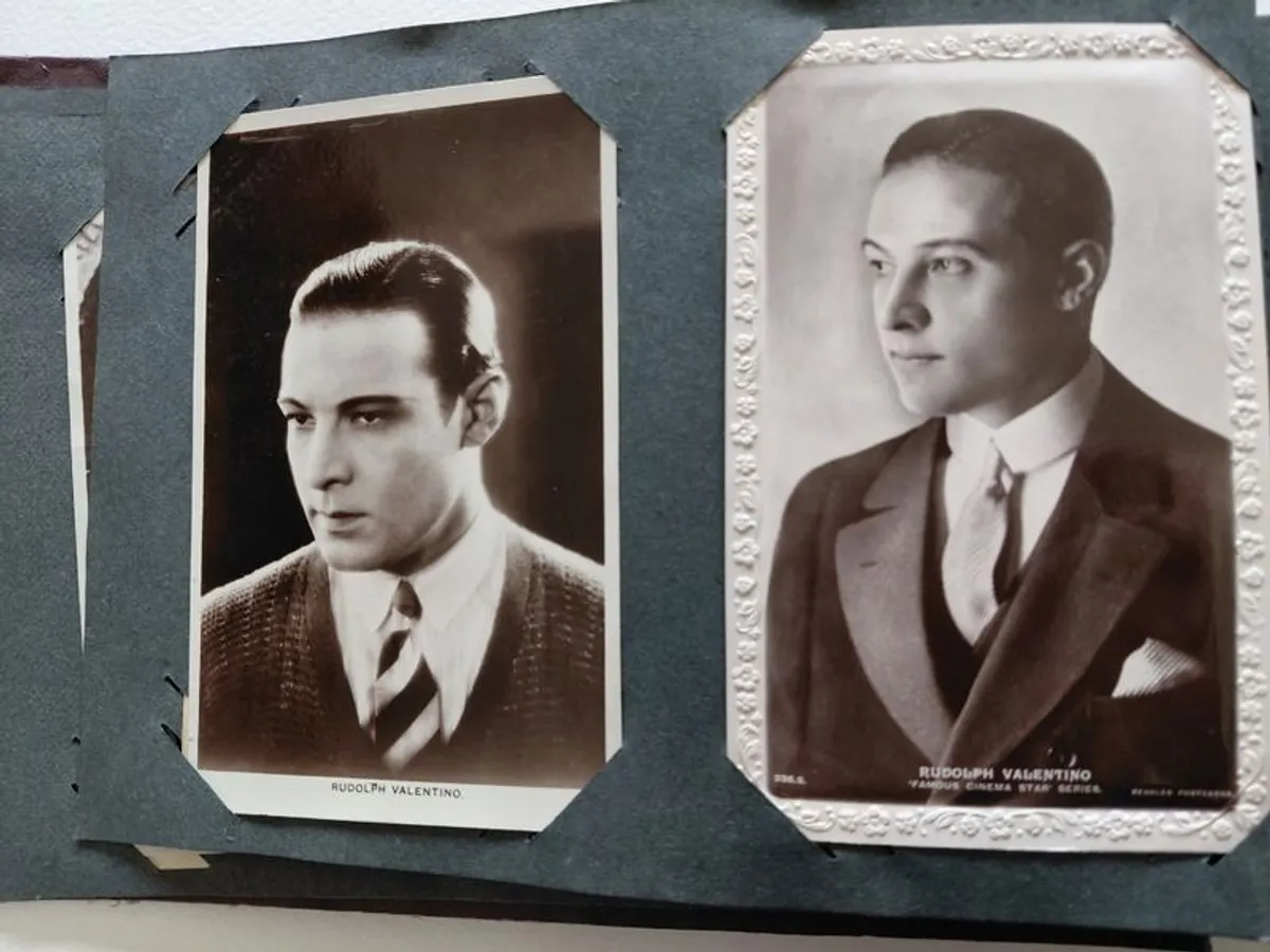 Vintage Rudolph Valentino photos - Image 3