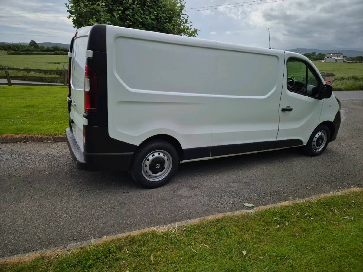 2017 Nissan nv300  new test. To 12/26 - Image 2