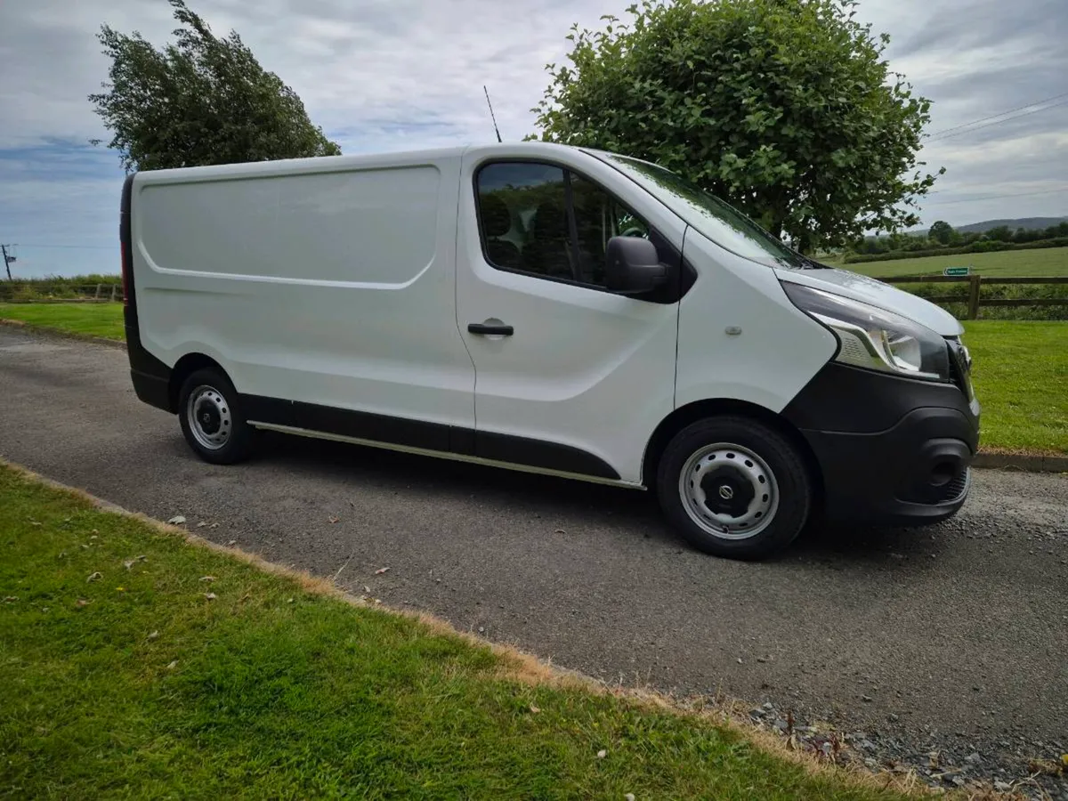 2017 Nissan nv300  new test. To 12/26 - Image 4