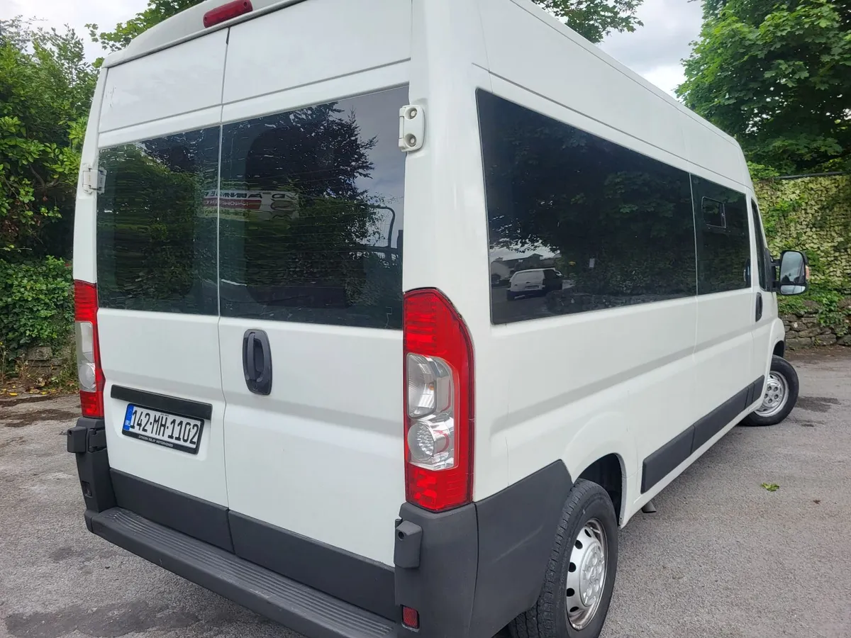 142 campervan - Image 4