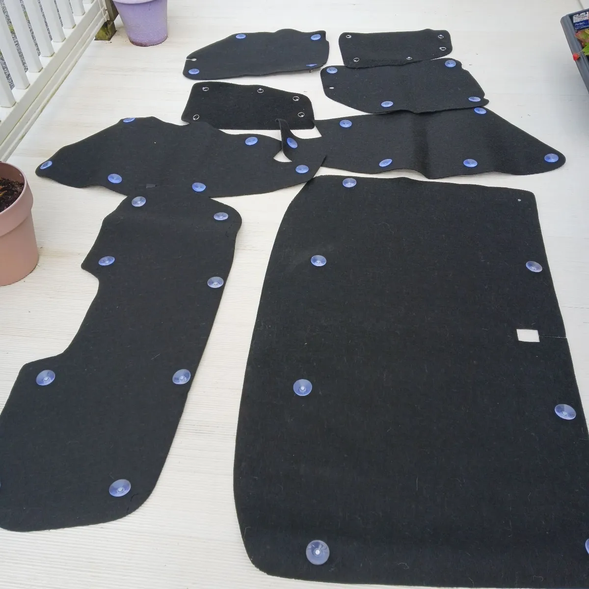 Blackout blinds for a berlingo multispacer van