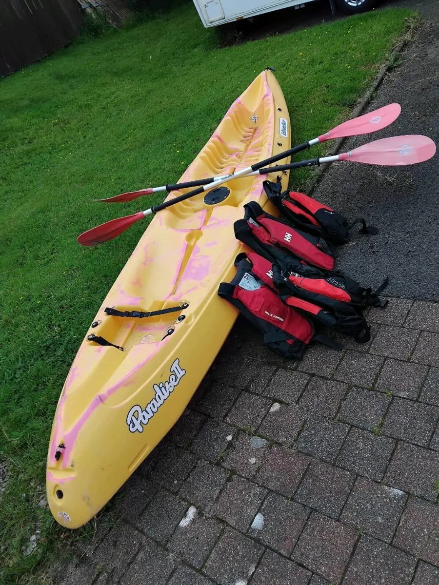 2 seater Kayak and 2 adult and 2 child life jacket - Image 2