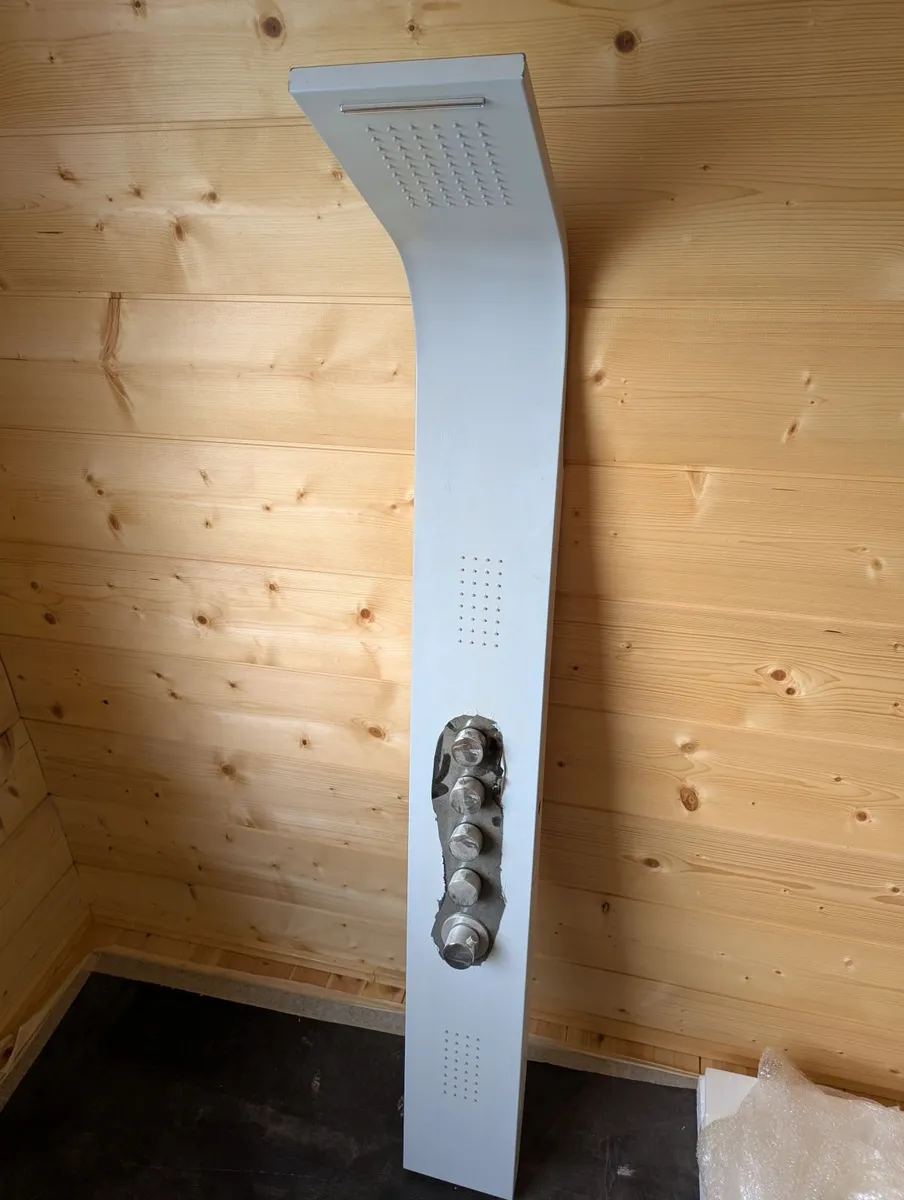 Modern shower - Image 2