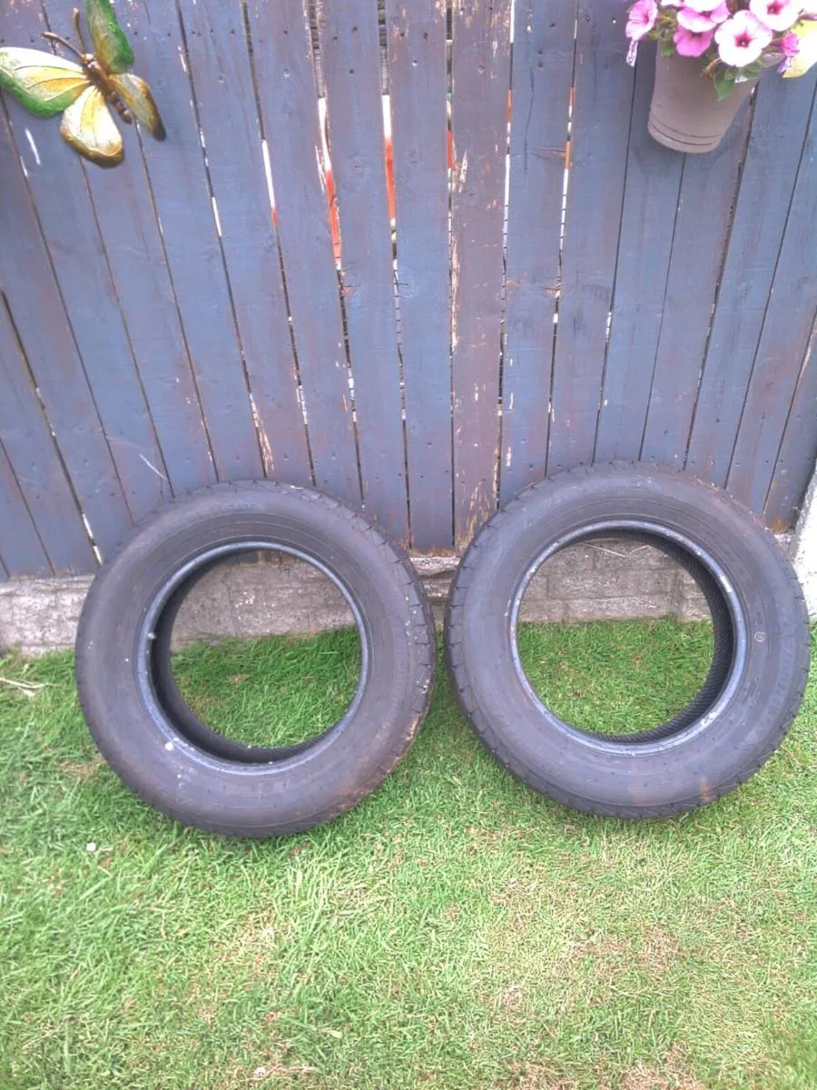 Transporter tyres 215/65/16c - Image 1