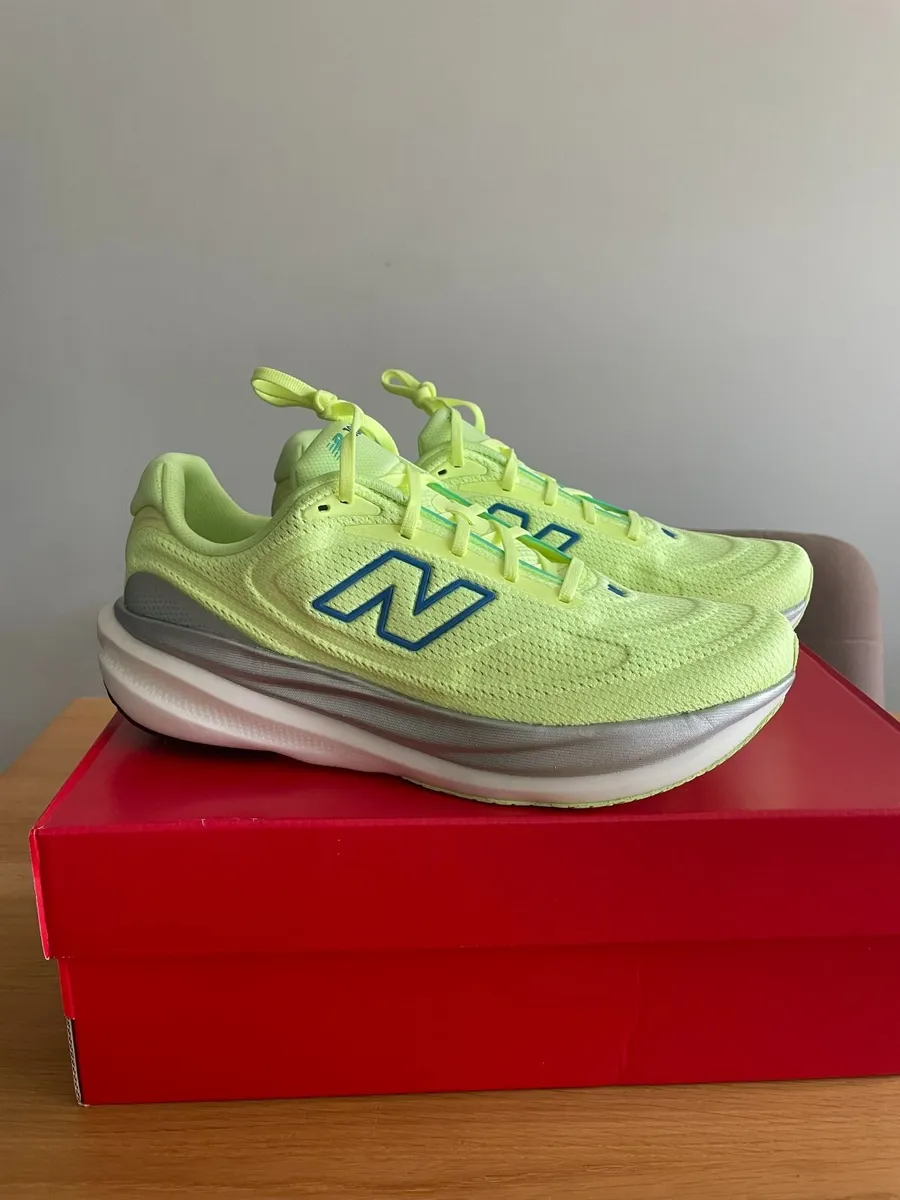 New Balance 1080v15 Runners Afterglow UK 11 - Image 3