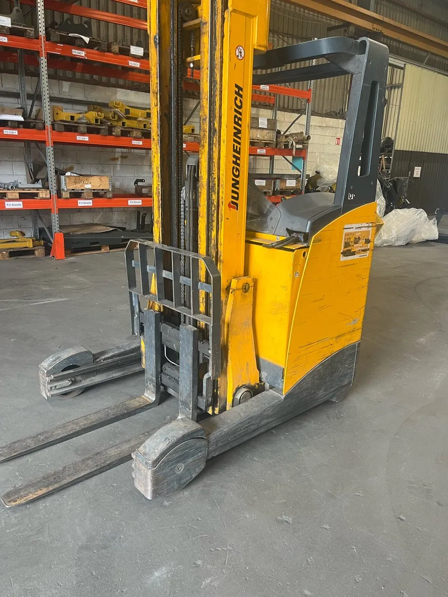 Jungheinrich ETV114 High Reach Forklift - Image 2