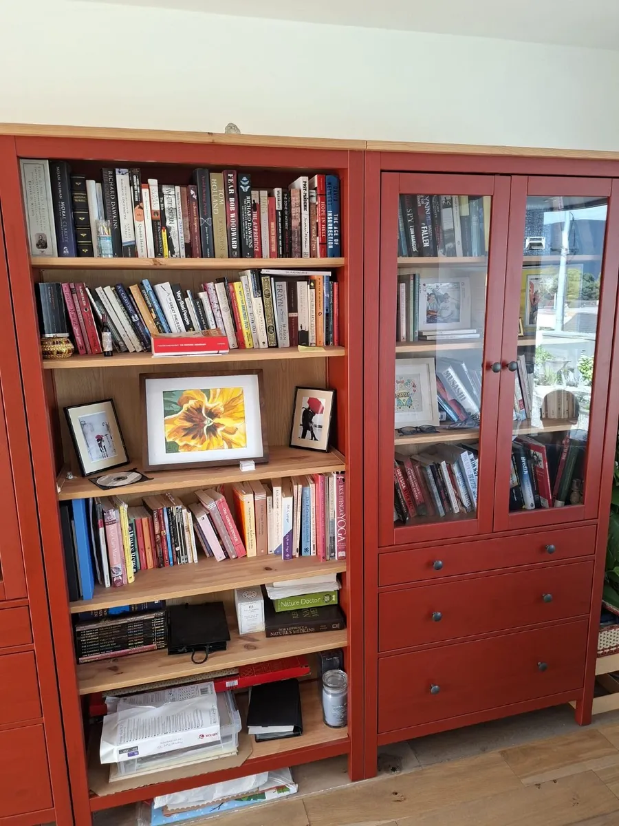 Display Cabinet - Image 1