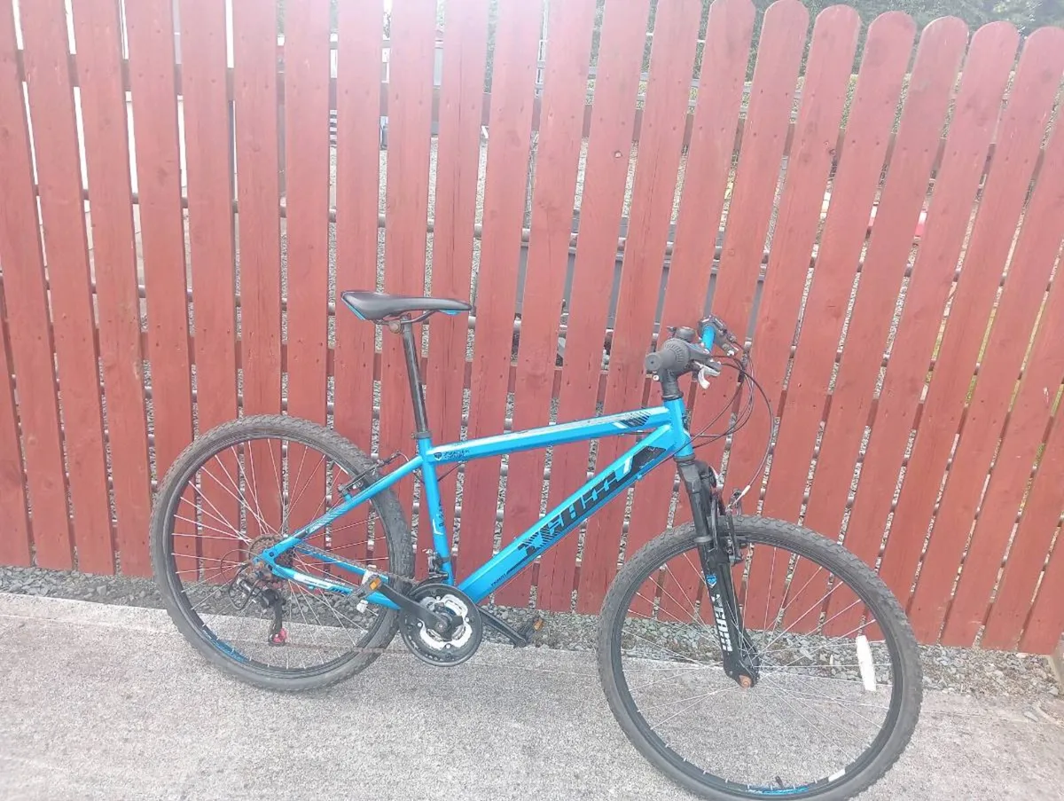 Mountain bike - Image 1