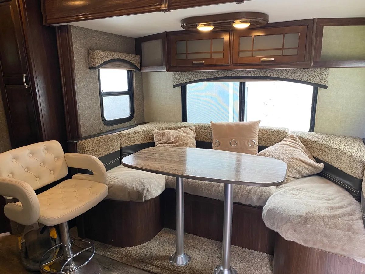 American Trailer/Caravan - Image 4