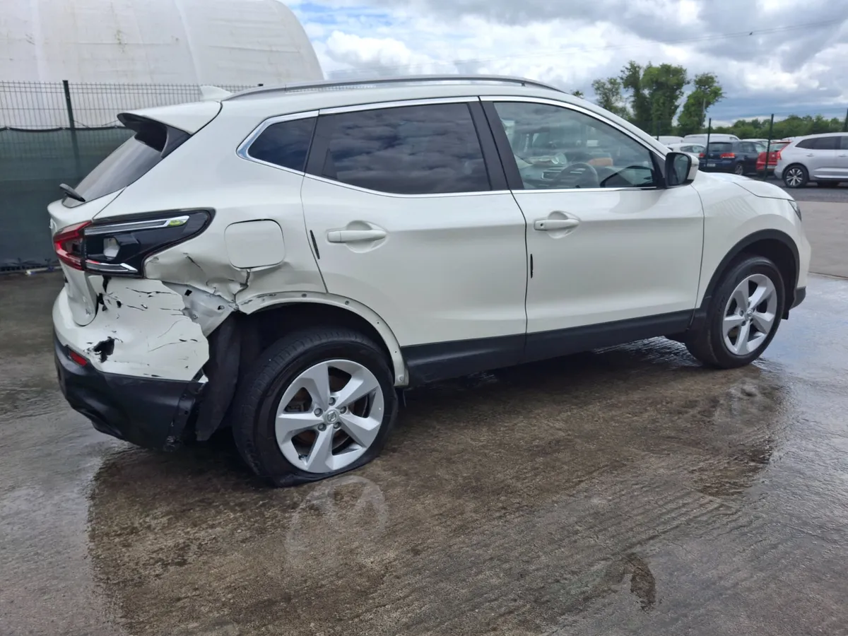 2019 Nissan Qashqai  85km - Image 4