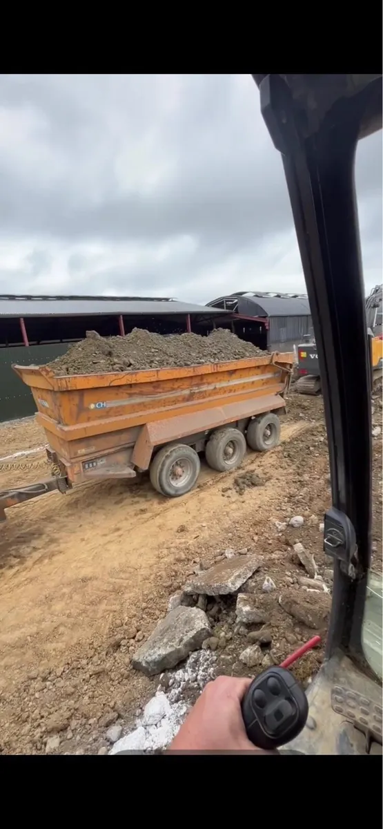 Tri Axle Dump Trailer - Image 3