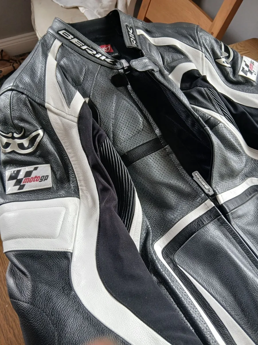 Motorcycle Leathers ( one piece Race) - Image 1