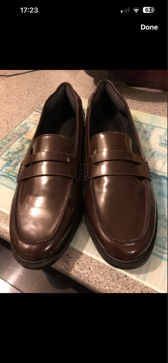 Mens new shoes size 6 €10 - Image 1