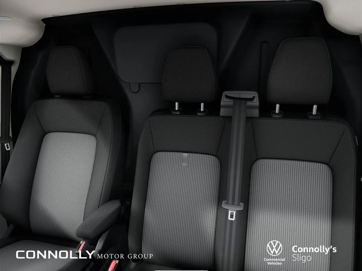Volkswagen Transporter **€449 P/M ** 0% HP*** High - Image 4