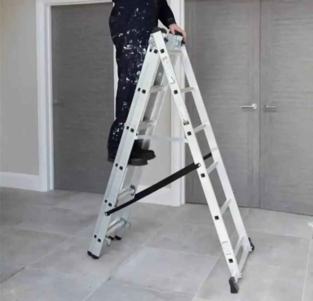 Brand New Triple Extension Combi Ladder – 21ft - Image 2