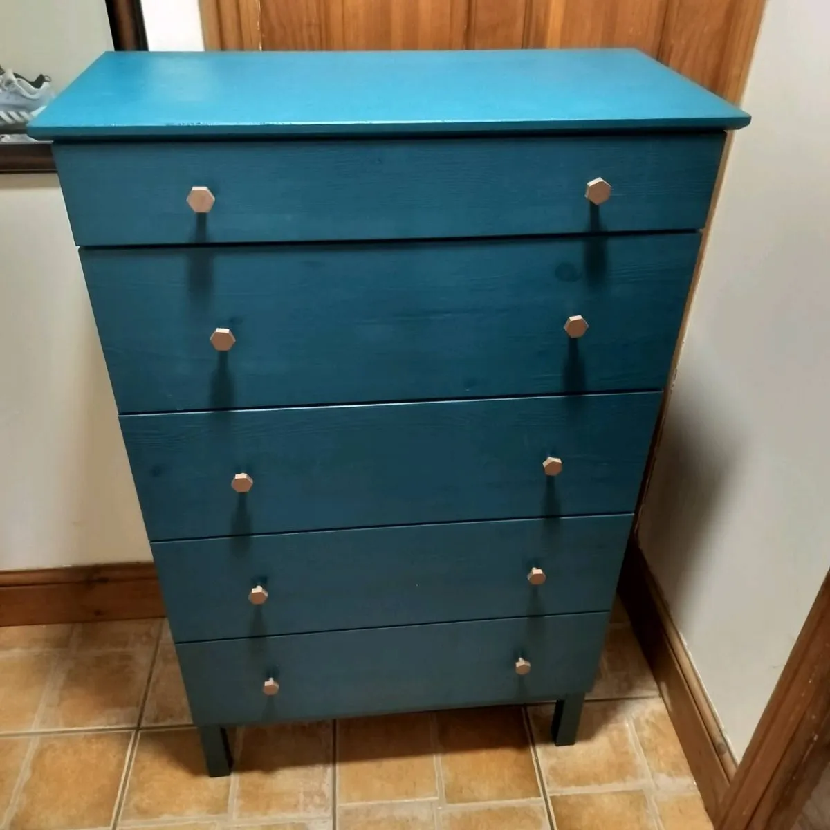Chest of 5 drawers - Image 1