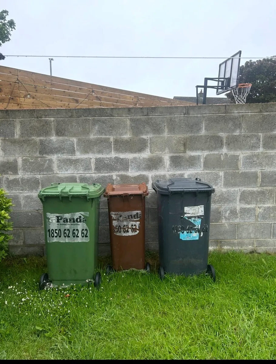 Wheelie Bins Free to take away