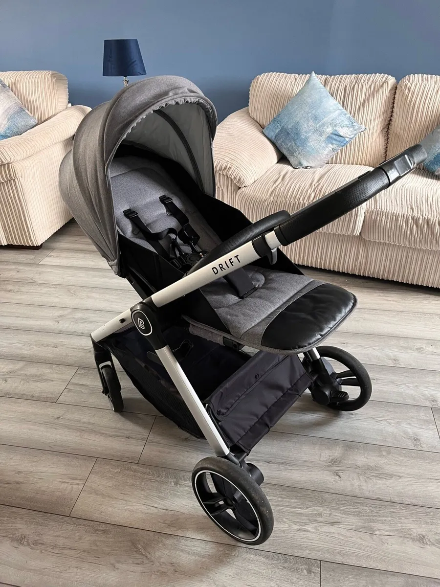 Travel System, Baby Carrier & Isofix - Image 2