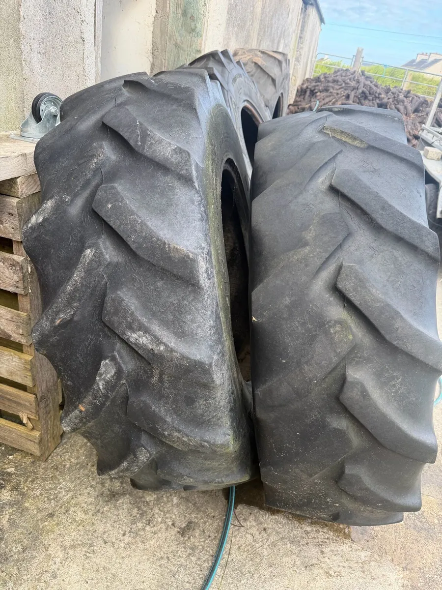 Tractor tyres - Image 2