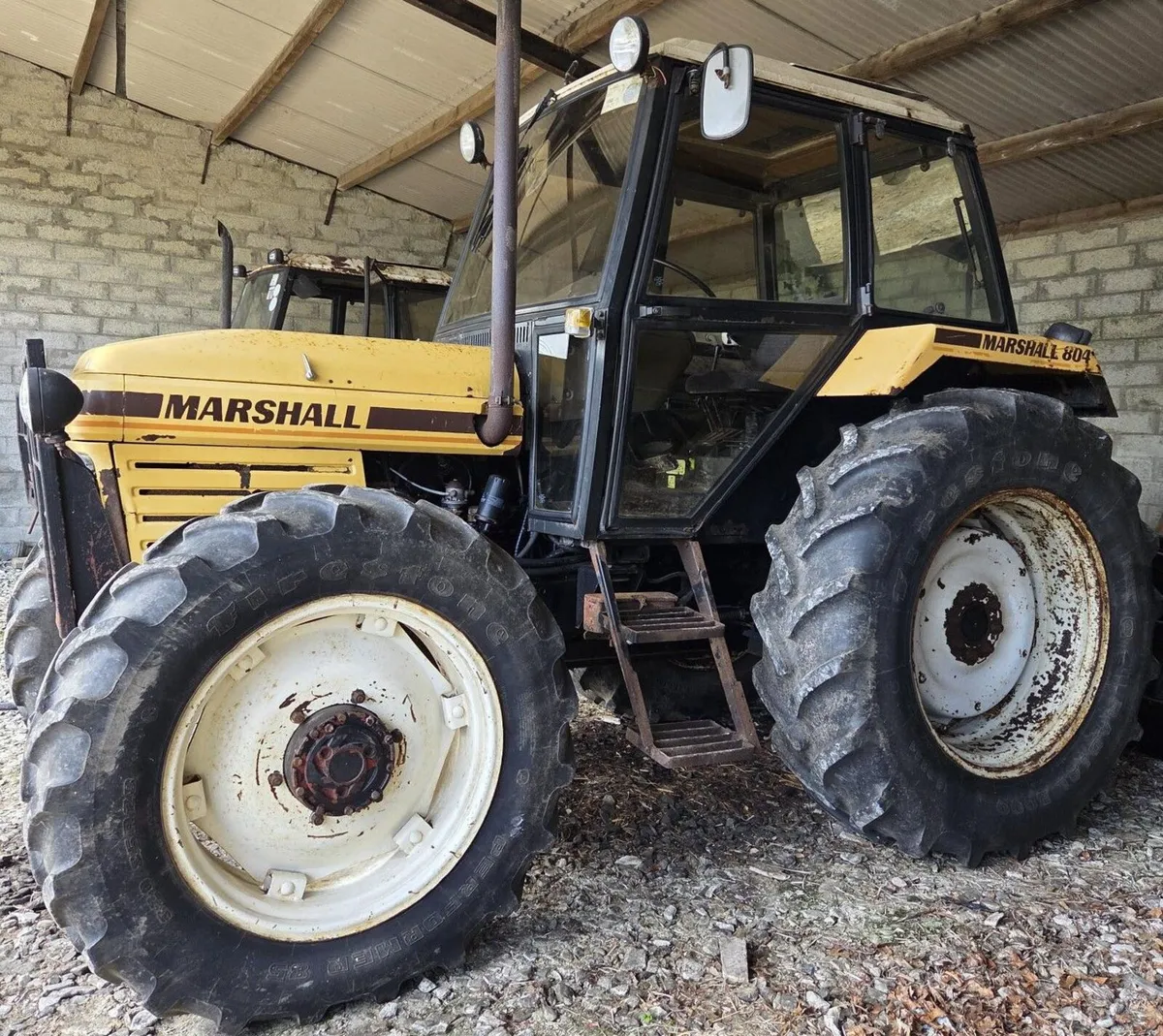 FARM MACHINERY & IMPLEMENTS - Image 2