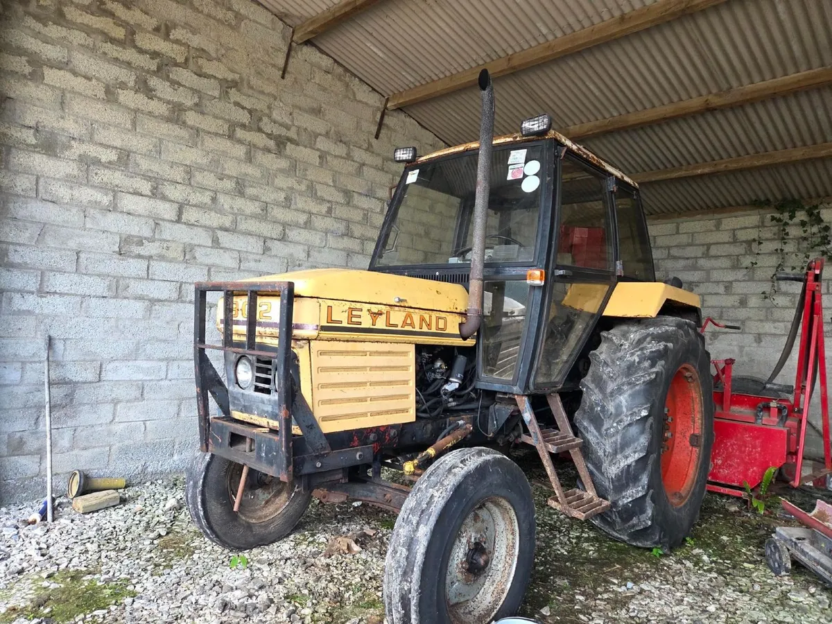 FARM MACHINERY & IMPLEMENTS - Image 3