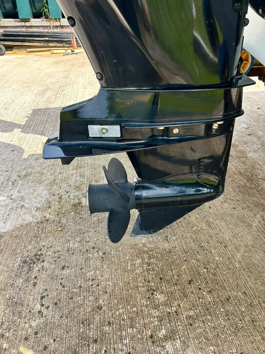 17ft dory boat mariner 60hp and trailer - Image 4