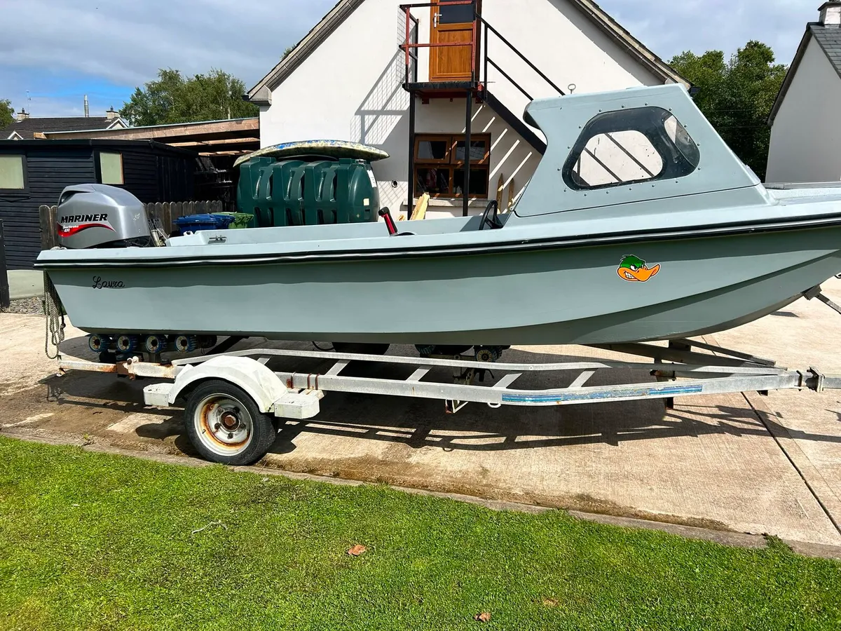 17ft dory boat mariner 60hp and trailer - Image 1