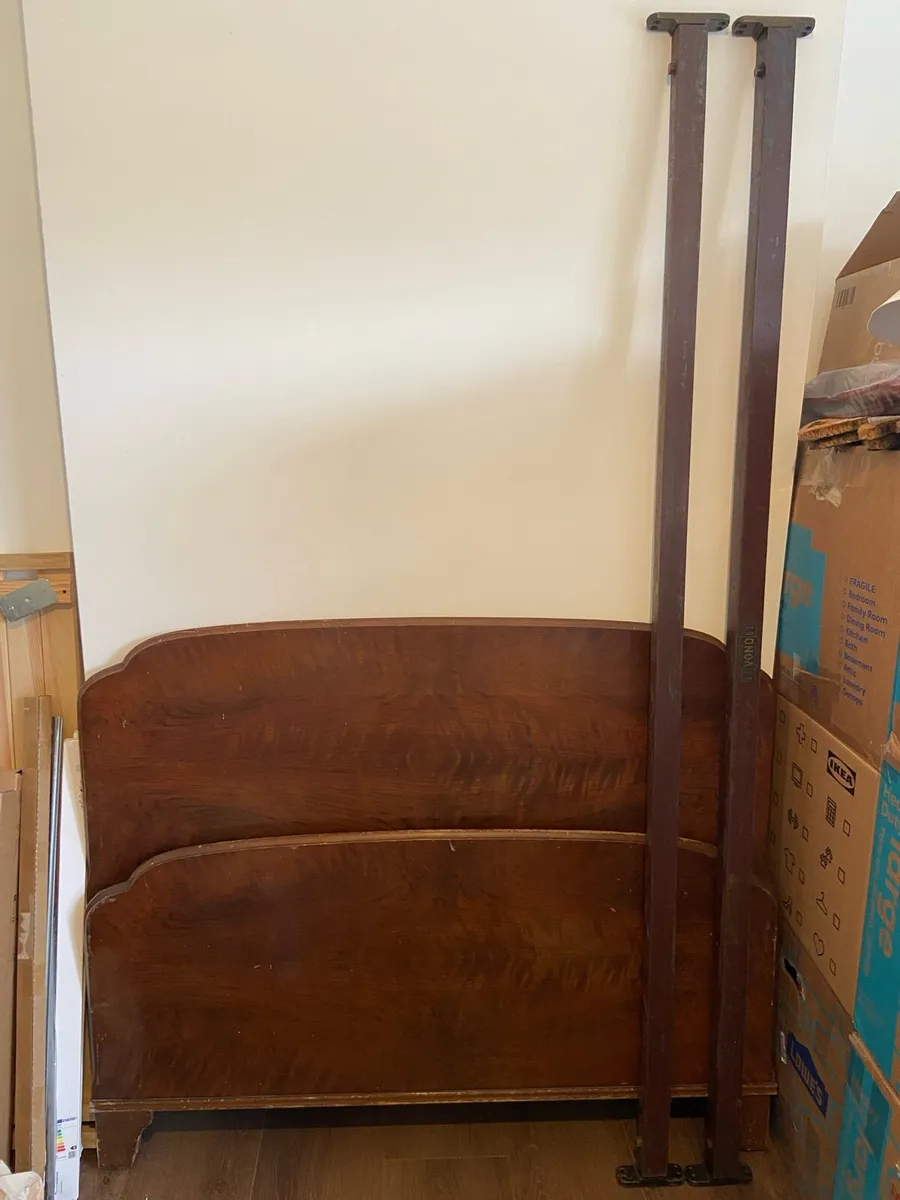 Antique small double bed - Image 1