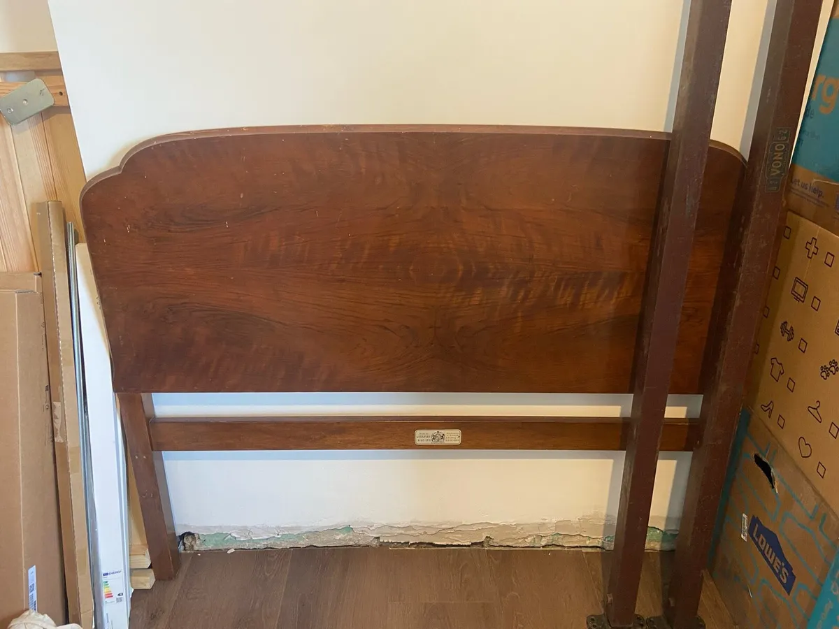 Antique small double bed - Image 2