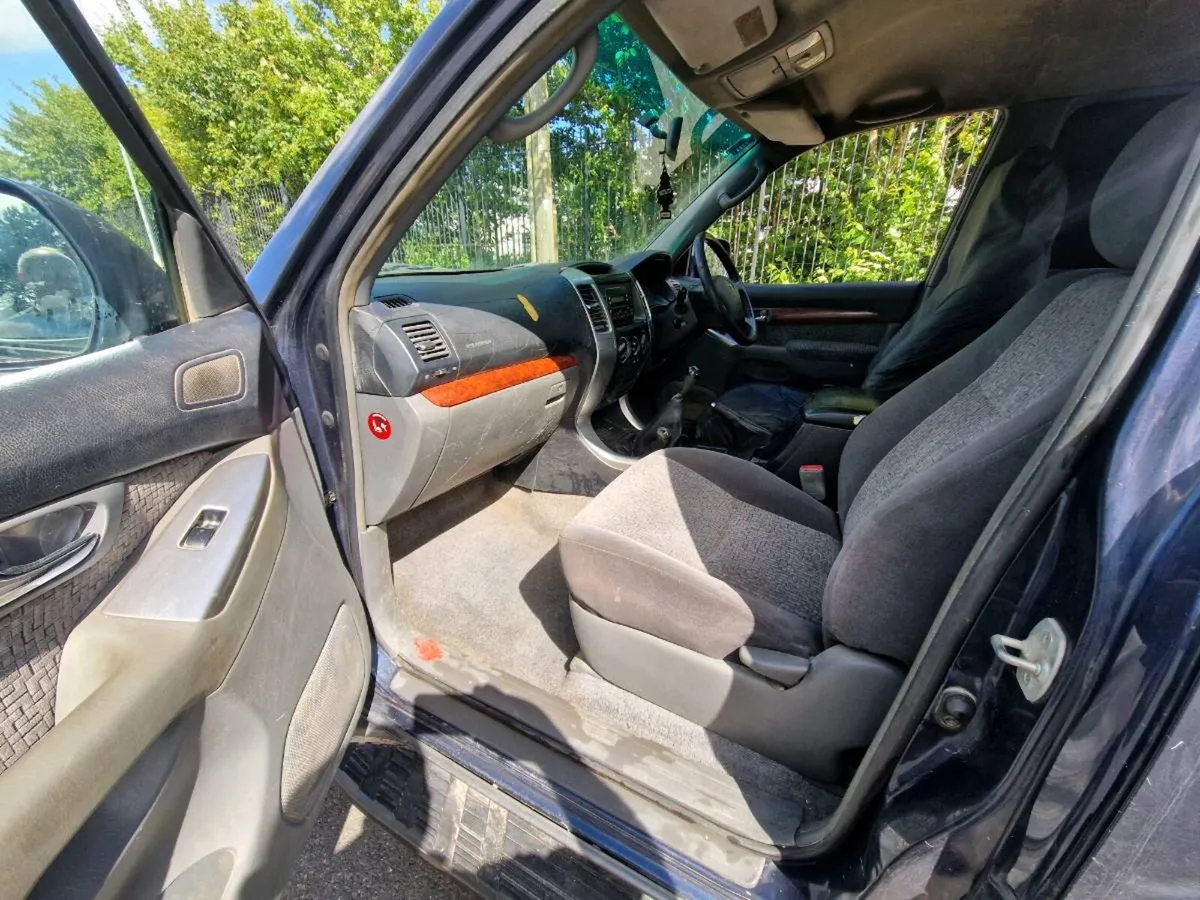 Toyota landcruiser - Image 4