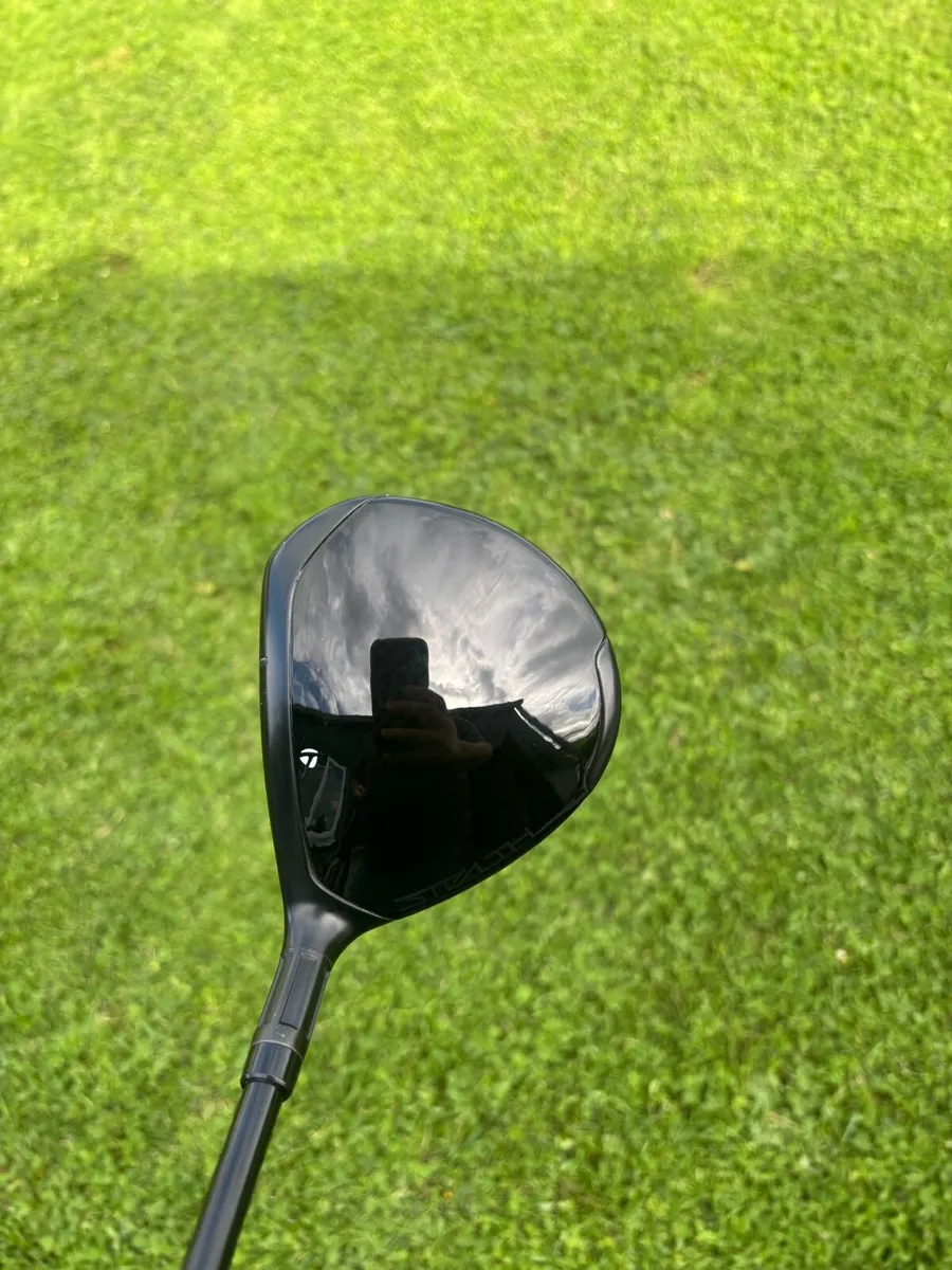Taylormade Stealth 2 3 Wood - Image 2