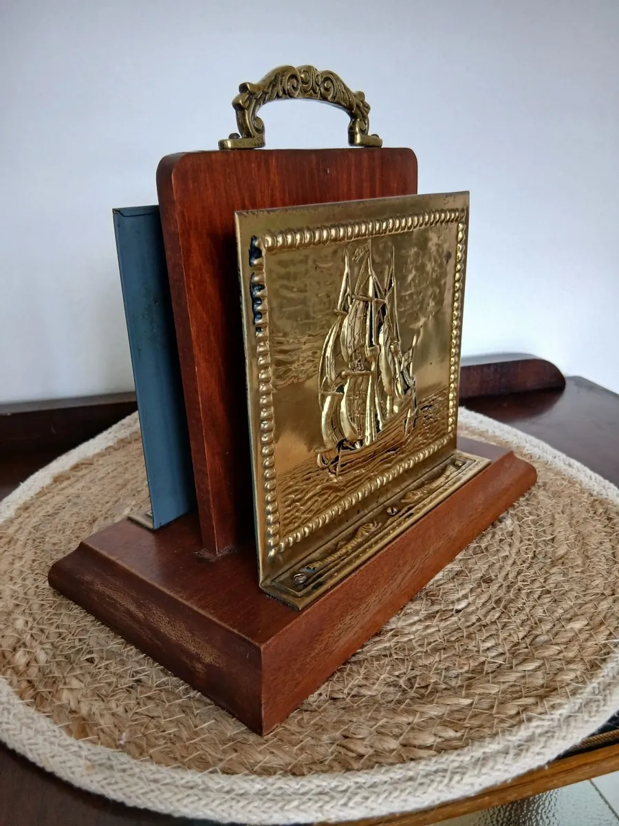 Mid Century Vintage Brass Letter Rack. - Image 3