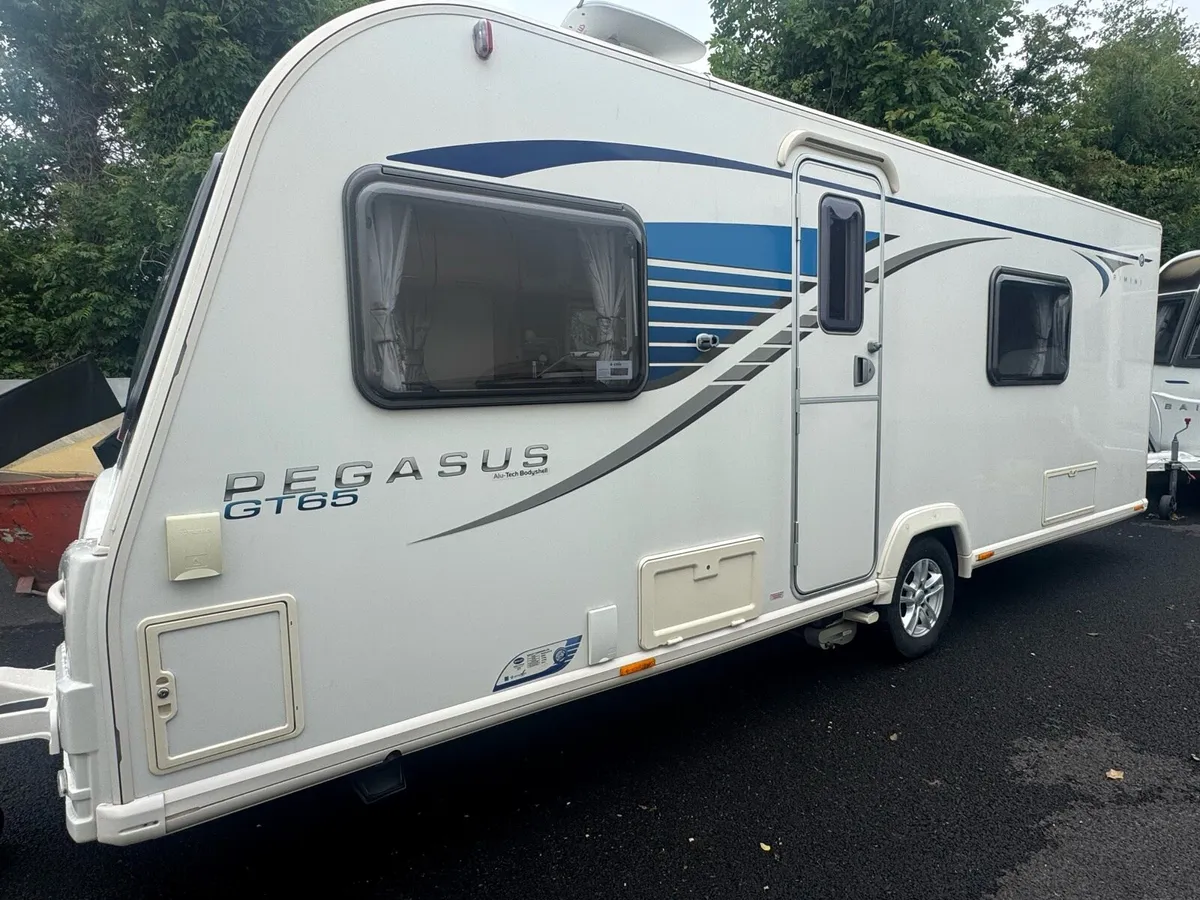 2015 Bailey Pegasus GT65 Rimini- Fixed Twin Beds - Image 2