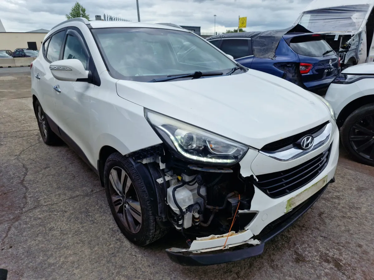 14 HYUNDAI IX35 2.0 CRDI (D4HA) 4WD FOR BREAKING - Image 1