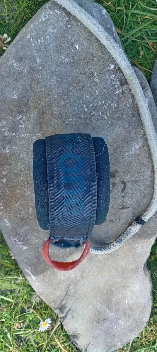 Wing - 4m Fone Strike v2 with leash and bag - Image 4