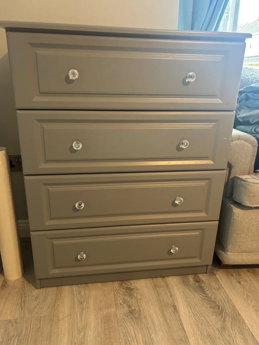Chest of drawers - Image 4