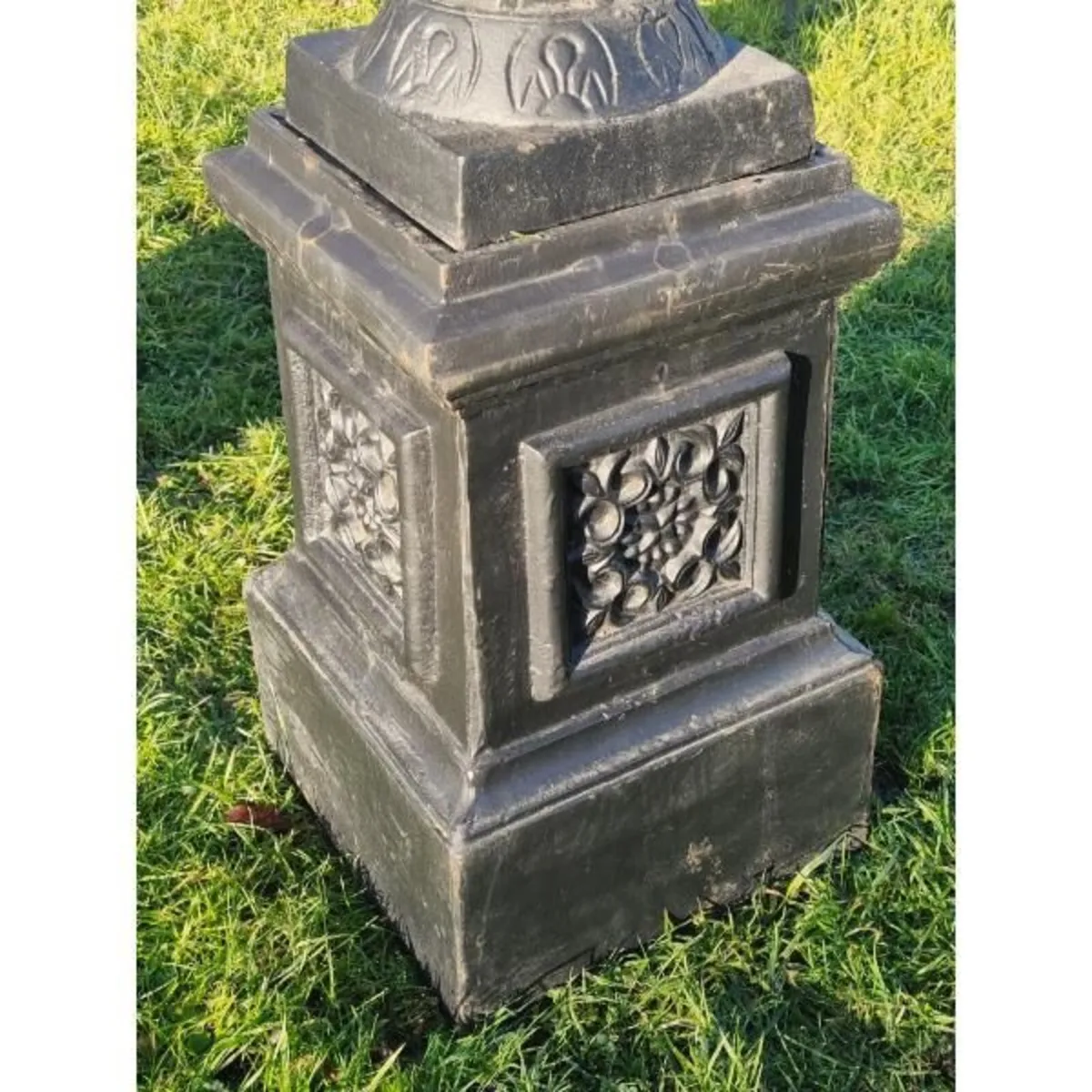 Urn Large Handles and Pedestal Black CH-R-102-B - Image 3