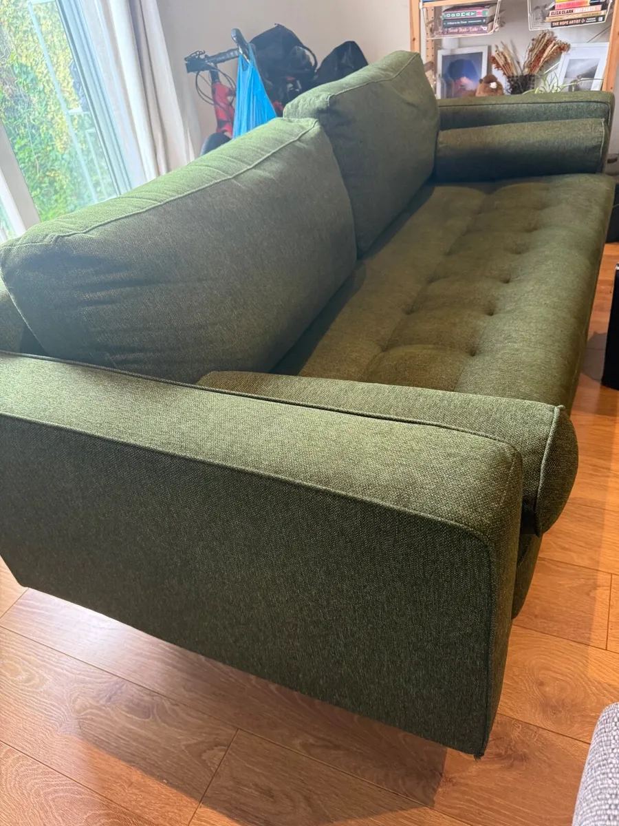 Couch - Image 2