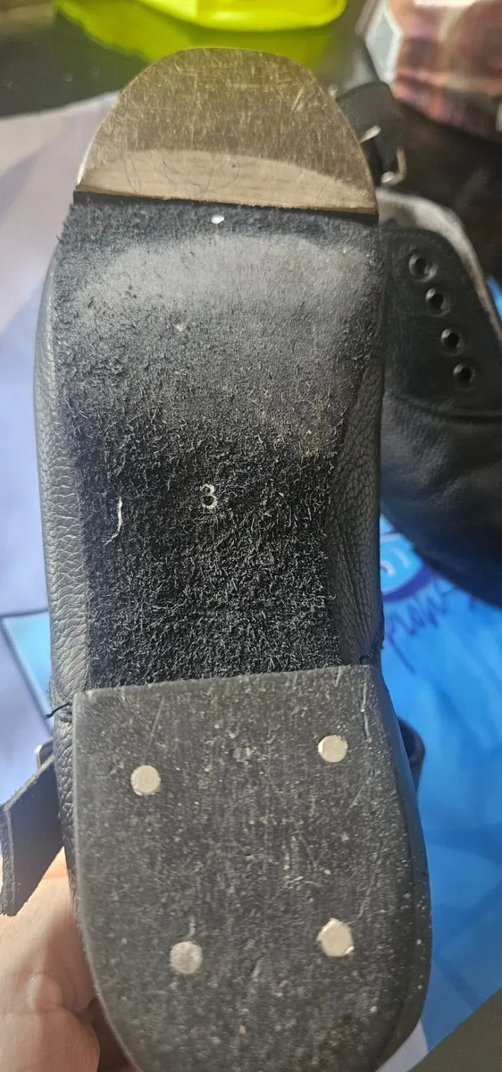 Irish Dancing Heavy Beginners Shoe's - Image 1